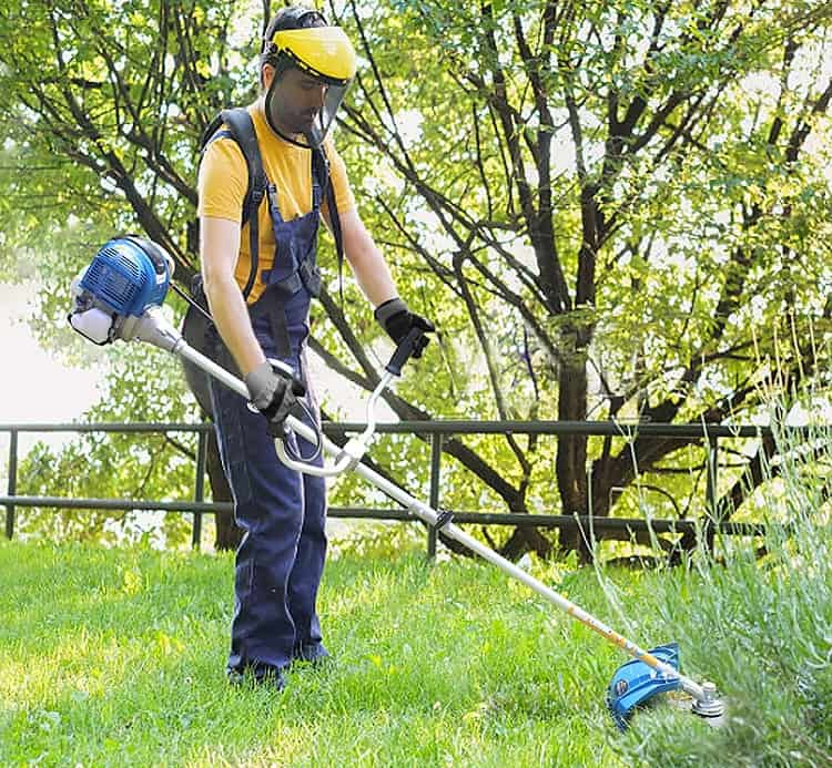 How to Use a Brush Cutter Safely