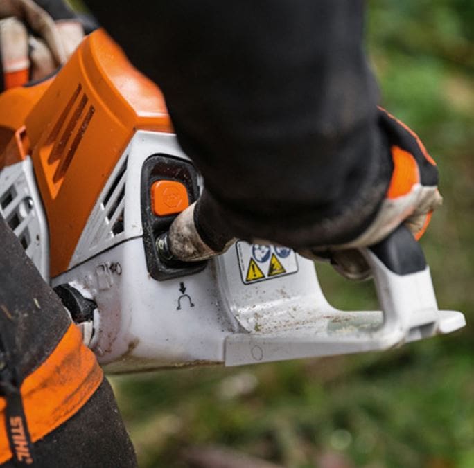 Stihl 500i chainsaw for cutting woods